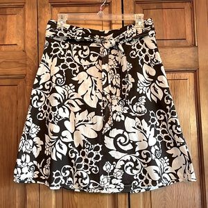 💙 H&M Brown Floral Skirt